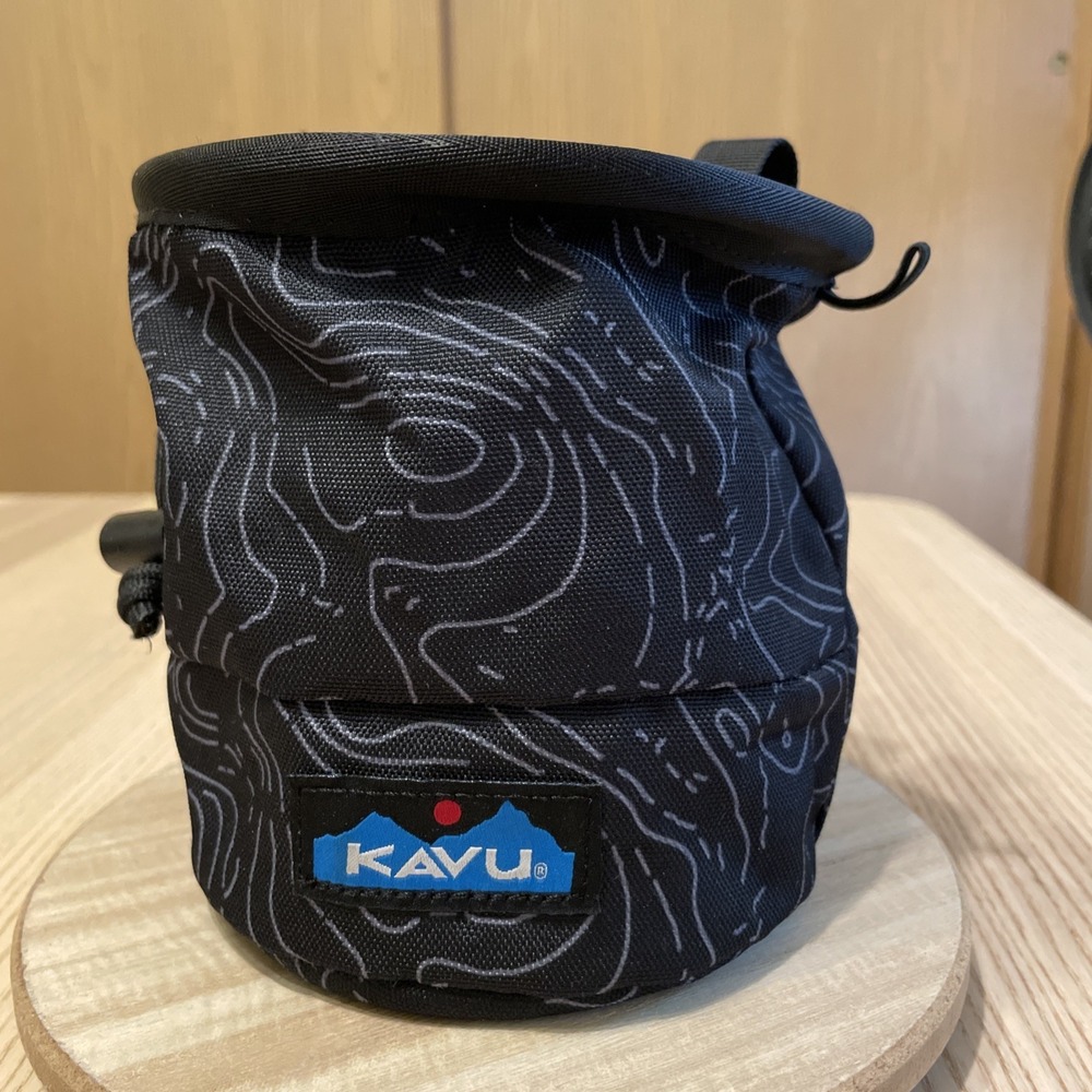 KAVU Peak Seeker Chalk Bag Black White Squiggle Rock Climbing Bouldering